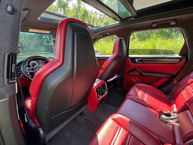 2021 Porsche Cayenne GTS