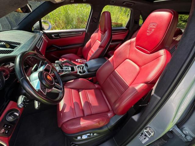 2021 Porsche Cayenne GTS
