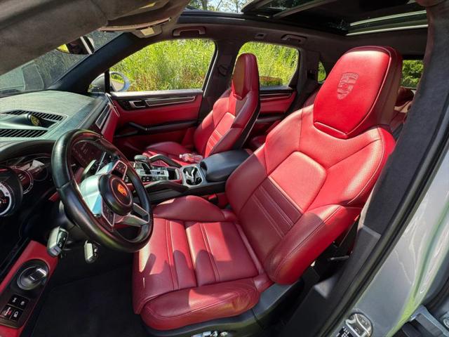 2021 Porsche Cayenne GTS