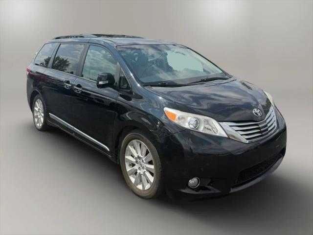 2013 Toyota Sienna Limited for sale in Redford, MI