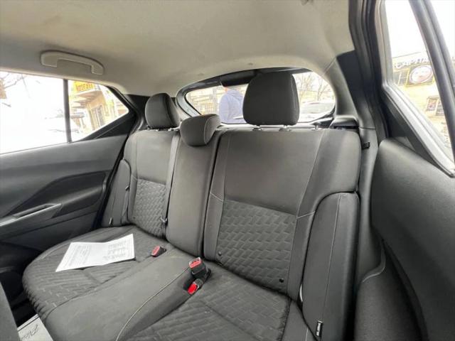 2021 Nissan Kicks SV Xtronic CVT