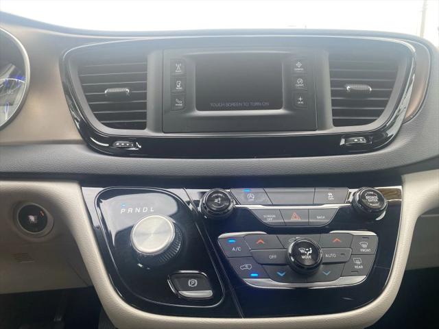 2017 Chrysler Pacifica Touring Plus