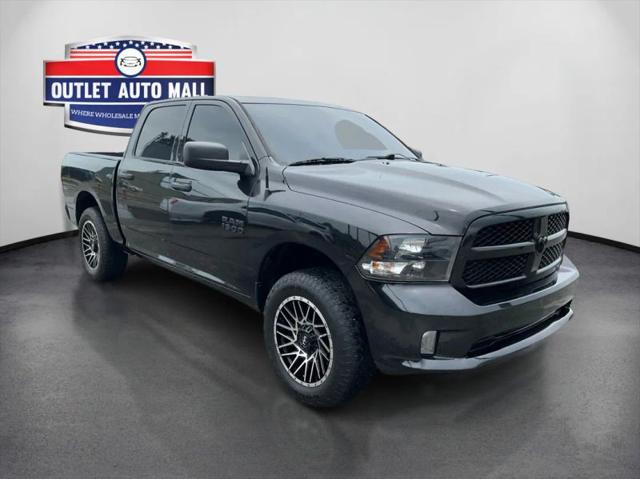 2018 Ram 1500 Express Crew Cab 4x2 5'7" Box for sale in Okeechobee, FL