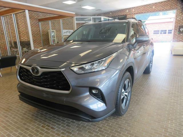 2020 Toyota Highlander XLE for sale in Marietta, GA