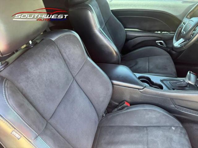 2017 Dodge Challenger R/T Plus