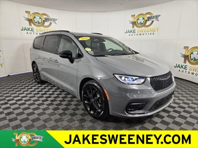 2025 Chrysler Pacifica Limited for sale in Cincinnati, OH