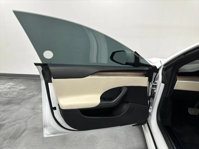 2023 Tesla Model S Standard Range