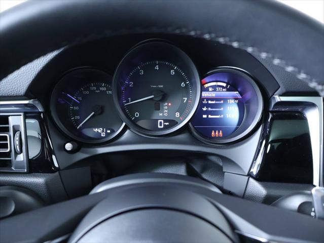2026 Porsche Macan 4DR AWD