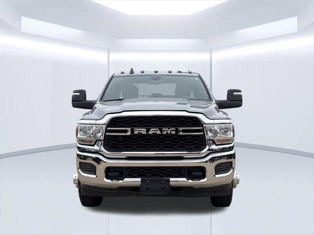 2024 Ram 3500 Tradesman/SLT/Laramie/Limited