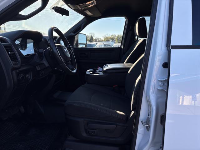 2024 Ram 3500 Tradesman/SLT/Laramie/Limited