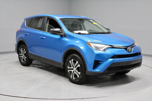 2018 Toyota RAV4 LE for sale in Groveport, OH