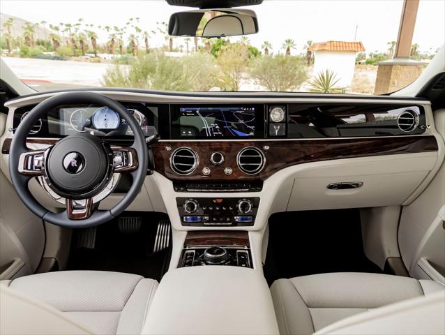 2027 Rolls-Royce Ghost Base