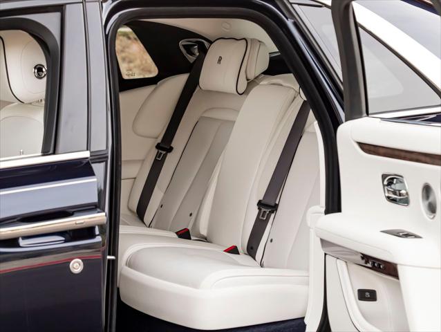 2027 Rolls-Royce Ghost Base