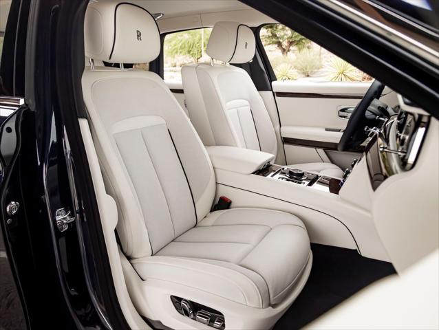 2027 Rolls-Royce Ghost Base
