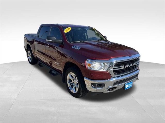 2019 Ram 1500 Big Horn/Lone Star Crew Cab 4x4 5'7" Box