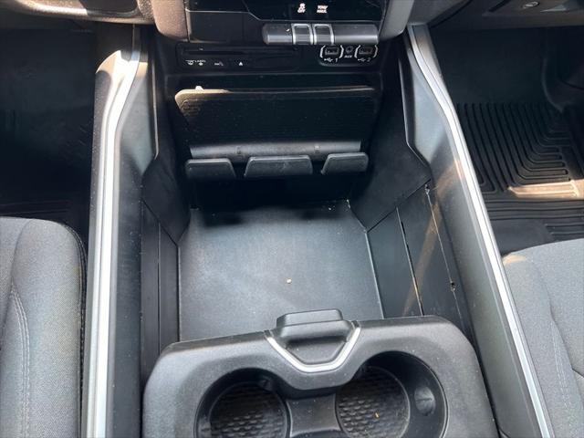 2019 Ram 1500 Big Horn/Lone Star Crew Cab 4x4 5'7" Box