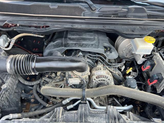 2019 Ram 1500 Big Horn/Lone Star Crew Cab 4x4 5'7" Box