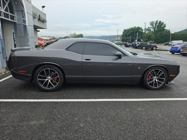 2018 Dodge Challenger 392 Hemi Scat Pack Shaker