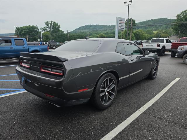 2018 Dodge Challenger 392 Hemi Scat Pack Shaker