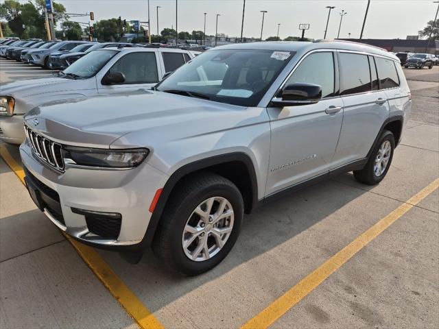 2023 Jeep Grand Cherokee L Limited 4x4 for sale in Marshall, MN