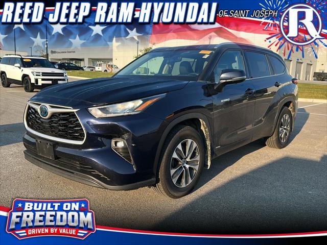 2020 Toyota Highlander Hybrid XLE for sale in Saint Joseph, MO