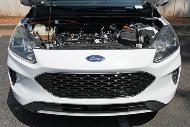 2021 Ford Escape SE Hybrid