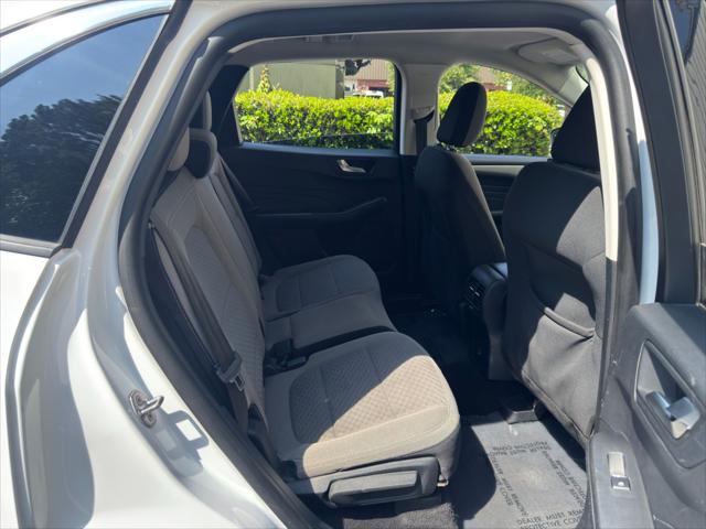 2021 Ford Escape SE Hybrid