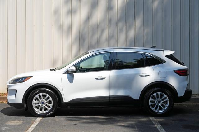2021 Ford Escape SE Hybrid