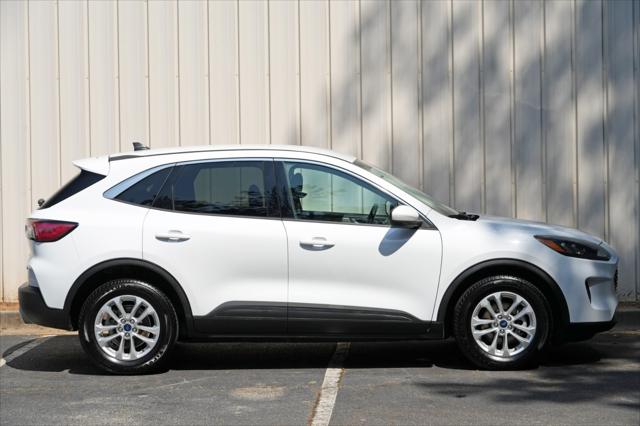 2021 Ford Escape SE Hybrid