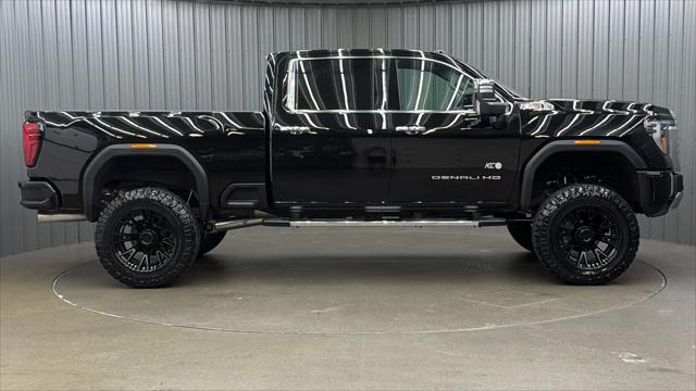 2026 GMC Sierra 2500HD Crew Cab, Standard Bed, Denali, 4WD