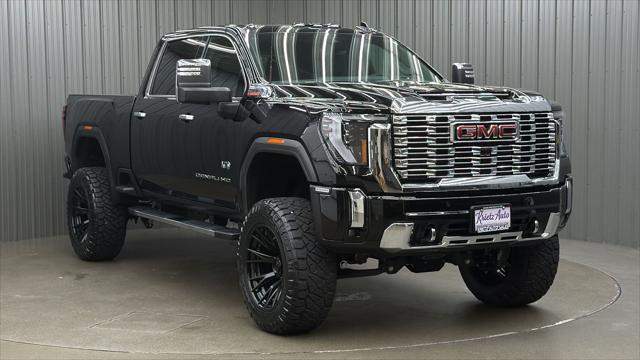 2026 GMC Sierra 2500HD Crew Cab, Standard Bed, Denali, 4WD