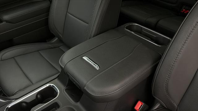 2026 GMC Sierra 2500HD Crew Cab, Standard Bed, Denali, 4WD