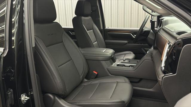 2026 GMC Sierra 2500HD Crew Cab, Standard Bed, Denali, 4WD