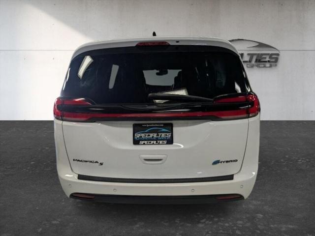 2023 Chrysler Pacifica Hybrid Limited