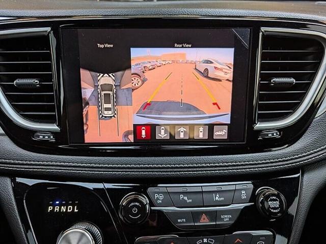 2023 Chrysler Pacifica Hybrid Limited