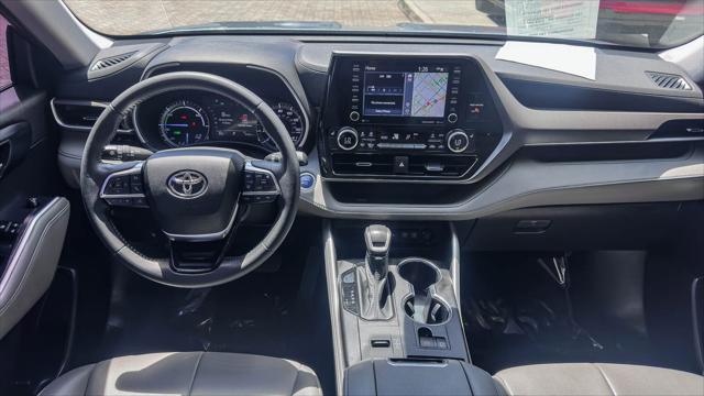 2021 Toyota Highlander Hybrid XLE