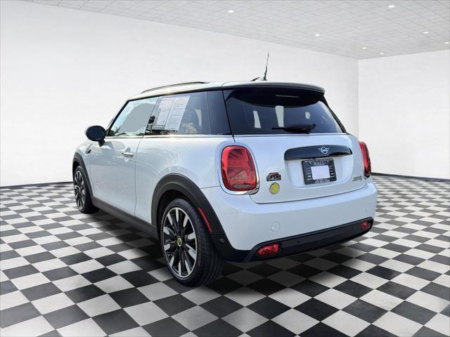 2024 MINI SE Hardtop Cooper