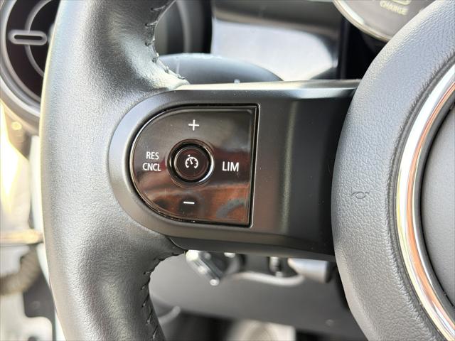 2024 MINI SE Hardtop Cooper