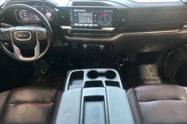 2025 GMC Sierra 1500 2WD Crew Cab Short Box SLT