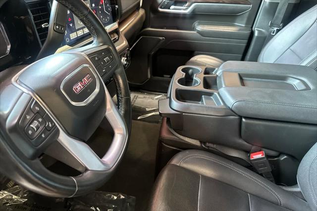 2025 GMC Sierra 1500 2WD Crew Cab Short Box SLT