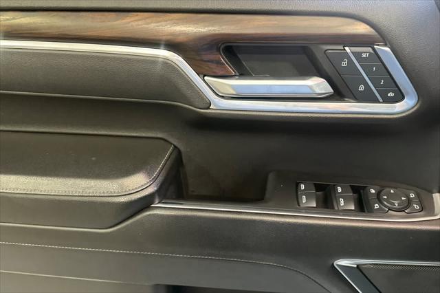2025 GMC Sierra 1500 2WD Crew Cab Short Box SLT