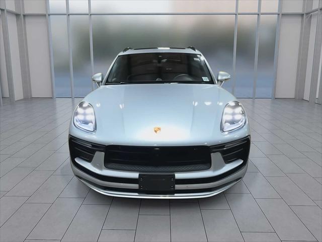 2023 Porsche Macan T