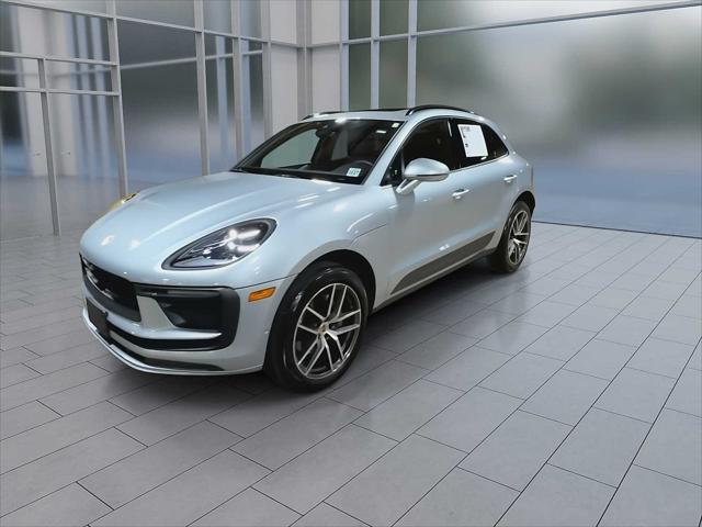 2023 Porsche Macan T