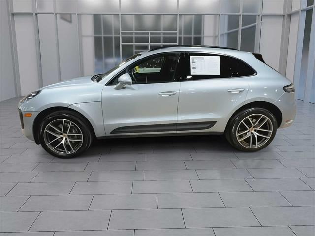 2023 Porsche Macan T