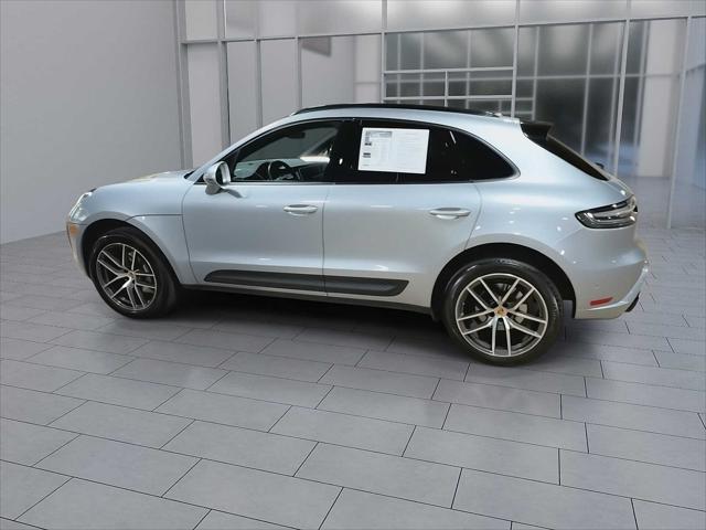 2023 Porsche Macan T