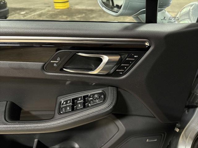 2023 Porsche Macan T