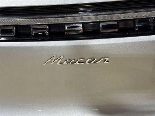 2023 Porsche Macan T