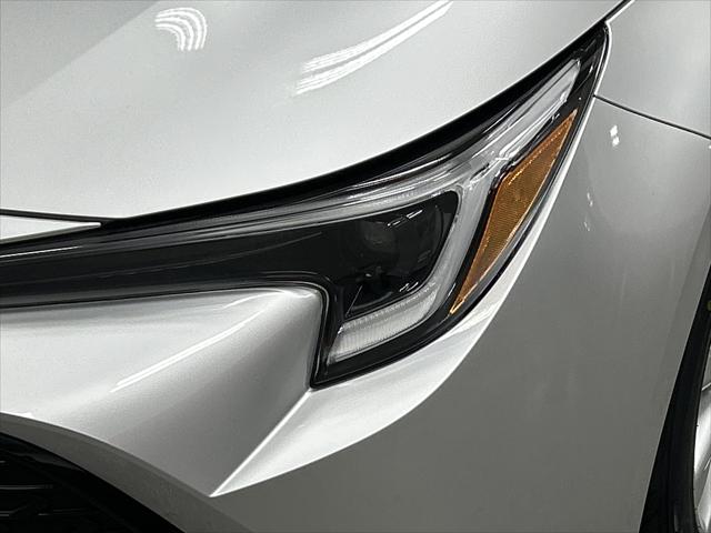 Certified Used 2023 CLASSIC SILVER METALLIC Toyota  image 6