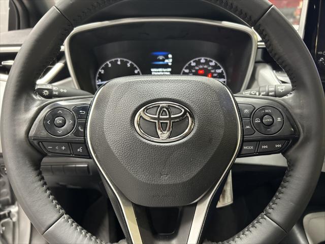 Certified Used 2023 CLASSIC SILVER METALLIC Toyota  image 18