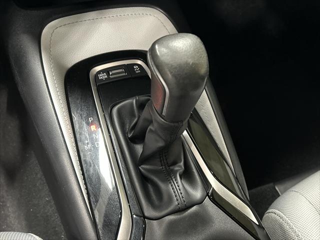 Certified Used 2023 CLASSIC SILVER METALLIC Toyota  image 26